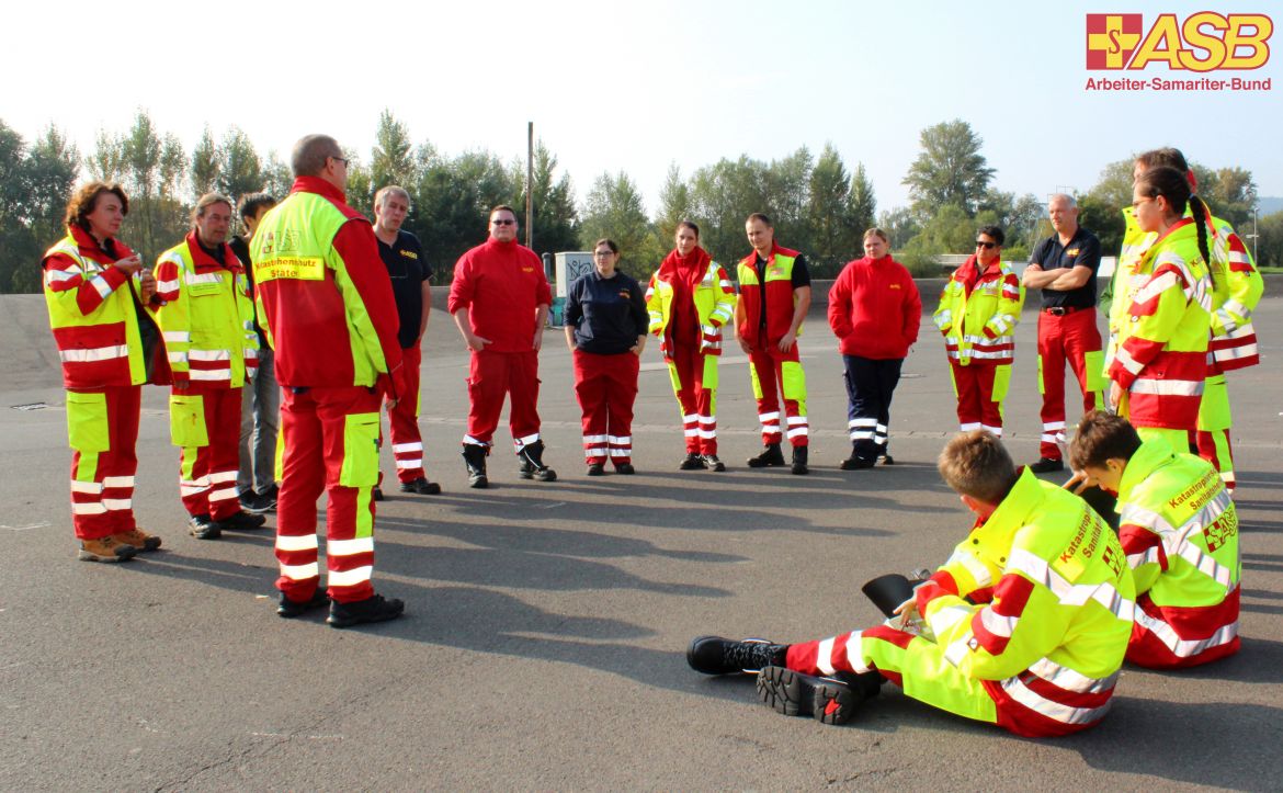 Gruppenbild_Wasserzeichen.jpg